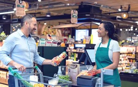 Retail_Checkout Lane_Men with women cashier.png